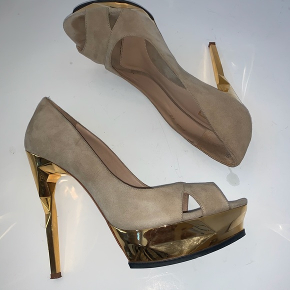Herve Leger KELLIA Nude Lamb Suede Gold Prism Heel - Picture 3 of 12